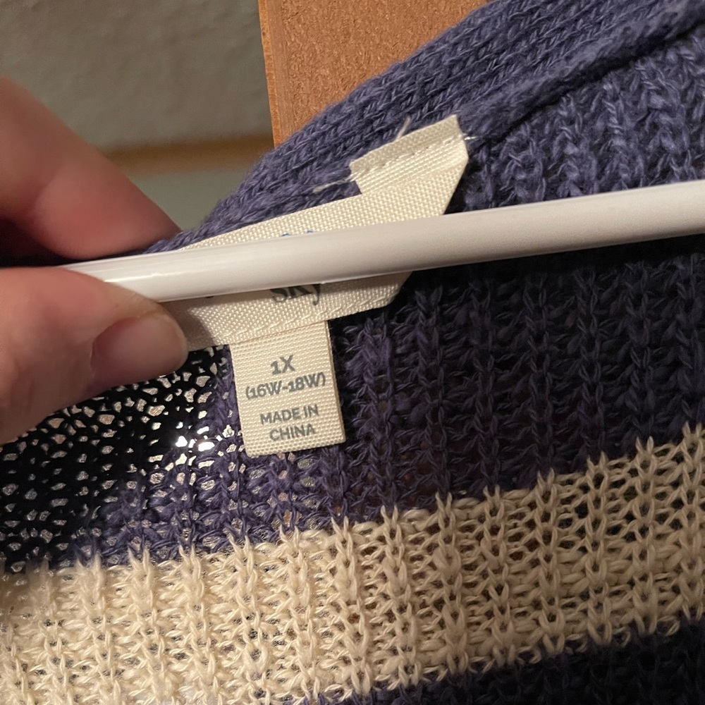 tunic sweater - Picture 2 of 2
